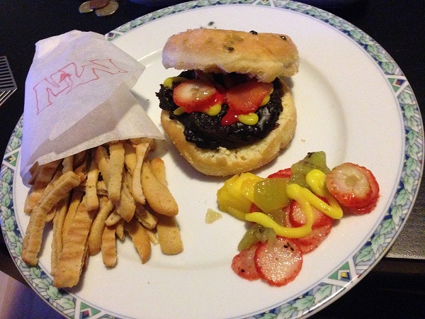 dessert-posing-as-hamburger-and-fries